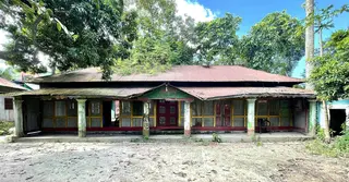 নবীনগরের জালশুকার মোল্লাবাড়ি: শত বছরের কাচারি বাংলোর গল্প
